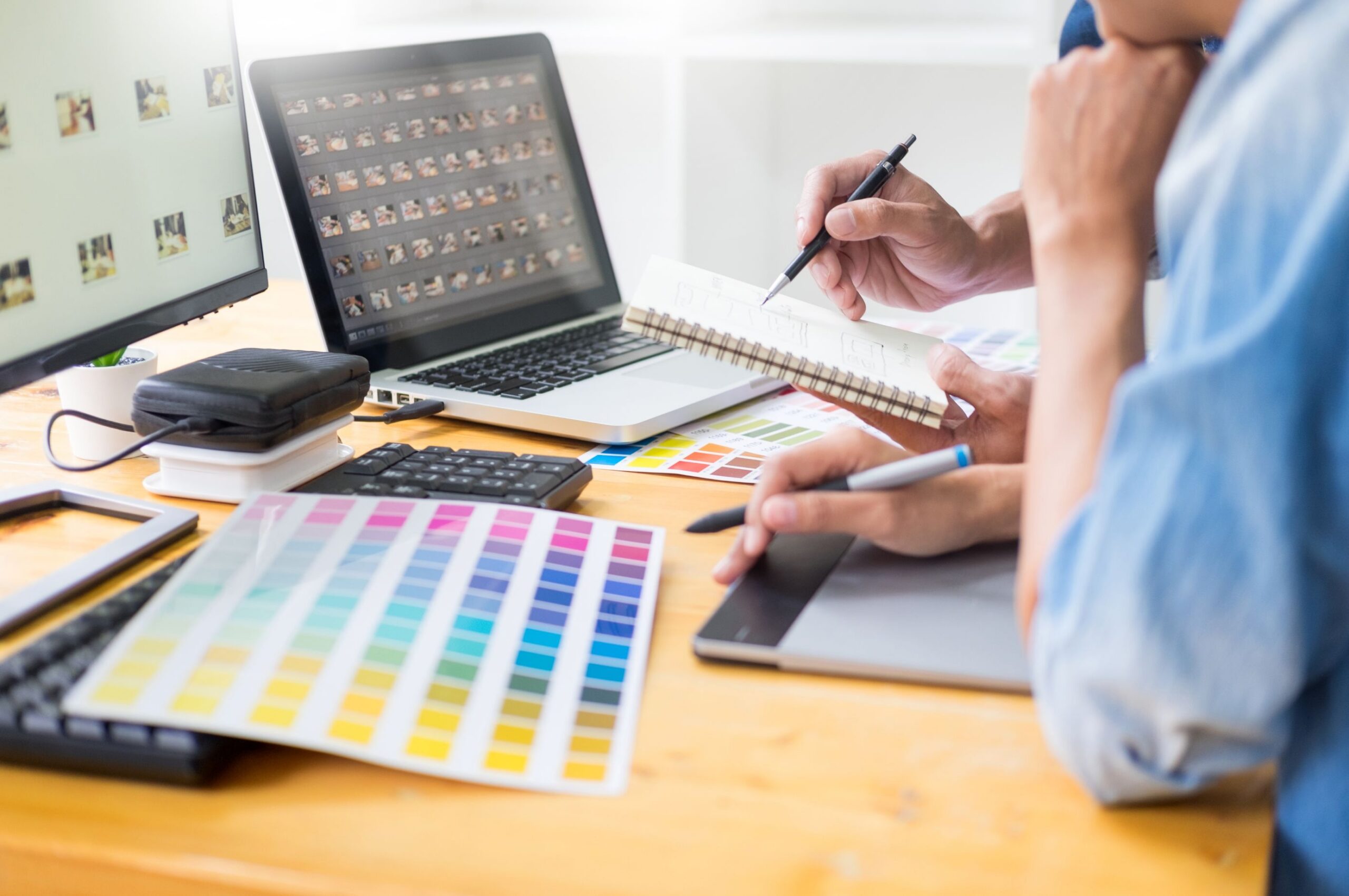 graphic desginer working on design